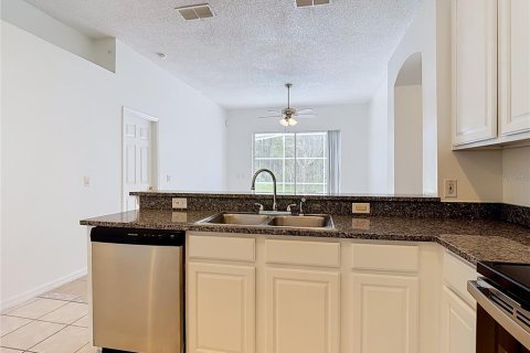Villa ou maison à vendre à Davenport, Floride: 3 chambres, 164.81 m2 № 2223413 - photo 16