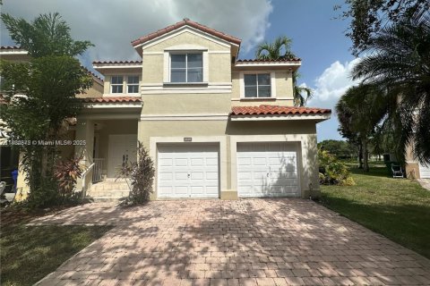 Casa en alquiler en Miramar, Florida, 4 dormitorios, 173.63 m2 № 2059985 - foto 3