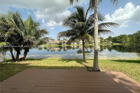 Casa en alquiler en Miramar, Florida, 4 dormitorios, 173.63 m2 № 2059985 - foto 23