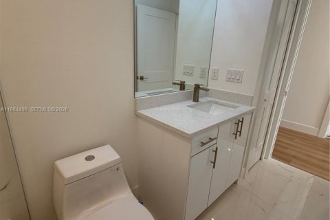 Casa en alquiler en Lehigh Acres, Florida, 3 dormitorios № 2047829 - foto 18