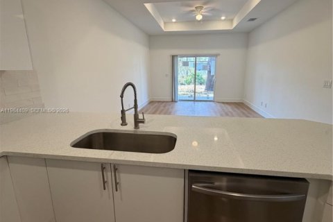 Casa en alquiler en Lehigh Acres, Florida, 3 dormitorios № 2047829 - foto 29