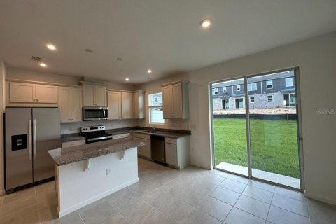 Adosado en alquiler en Kissimmee, Florida, 3 dormitorios, 136.85 m2 № 2277180 - foto 4