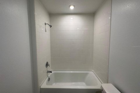 Adosado en alquiler en Kissimmee, Florida, 3 dormitorios, 136.85 m2 № 2277180 - foto 26