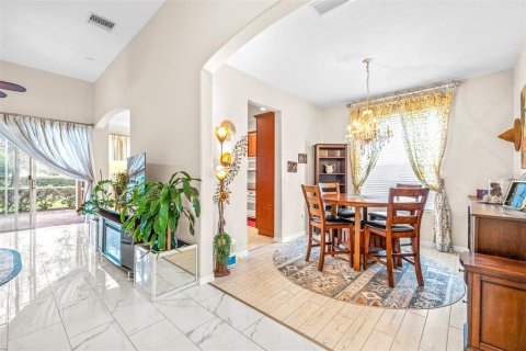Villa ou maison à vendre à Wesley Chapel, Floride: 2 chambres, 155.43 m2 № 1522980 - photo 17