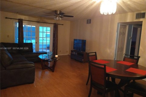 Condo à Davie, Floride, 2 chambres № 2080815