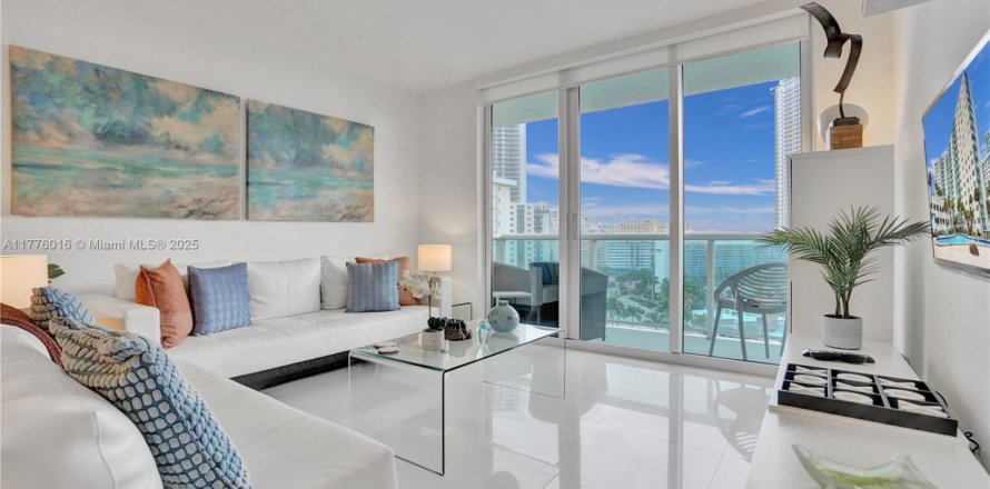 Condo à Hollywood, Floride, 2 chambres № 1865486