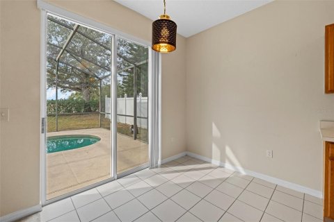 House in Davenport, Florida 4 bedrooms, 182.09 sq.m. № 1555098 - photo 18