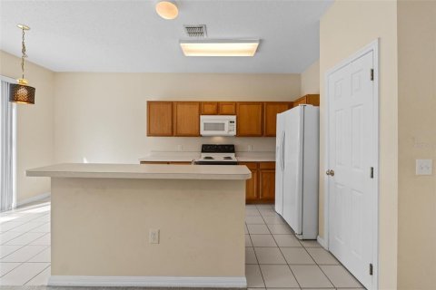 House in Davenport, Florida 4 bedrooms, 182.09 sq.m. № 1555098 - photo 9