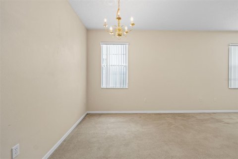 House in Davenport, Florida 4 bedrooms, 182.09 sq.m. № 1555098 - photo 7