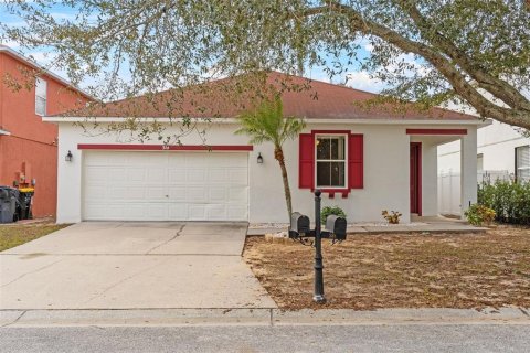 House in Davenport, Florida 4 bedrooms, 182.09 sq.m. № 1555098 - photo 1
