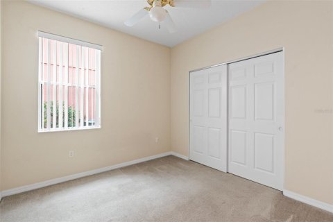 House in Davenport, Florida 4 bedrooms, 182.09 sq.m. № 1555098 - photo 29