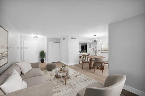 Condo in Fort Lauderdale, Florida, 2 bedrooms  № 1998862 - photo 5