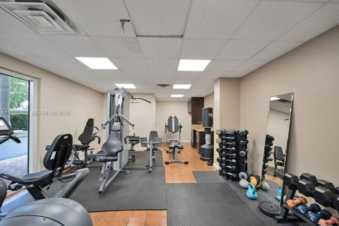 Condo in Fort Lauderdale, Florida, 2 bedrooms  № 1998862 - photo 17