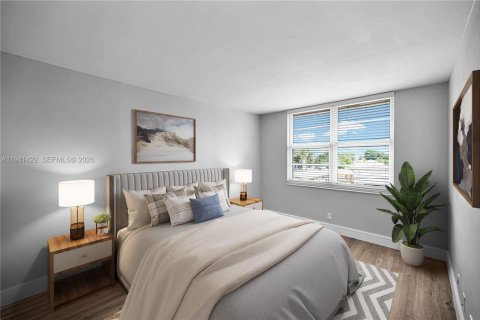 Condo in Fort Lauderdale, Florida, 2 bedrooms  № 1998862 - photo 11