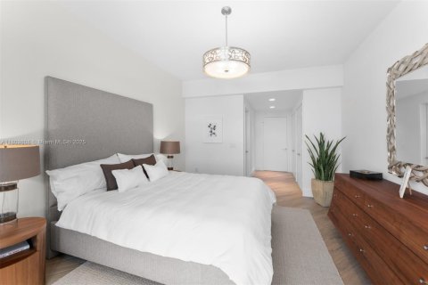 Condominio en venta en North Miami Beach, Florida, 3 dormitorios, 222.04 m2 № 1935737 - foto 28