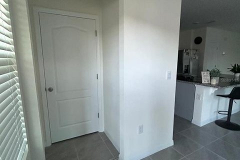 Touwnhouse à vendre à Kissimmee, Floride: 3 chambres, 168.52 m2 № 2228051 - photo 3