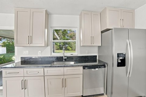 Villa ou maison à louer à Orlando, Floride: 3 chambres, 110.93 m2 № 2406596 - photo 10