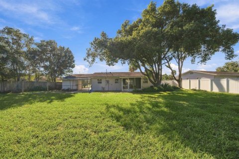 Villa ou maison à louer à Orlando, Floride: 3 chambres, 110.93 m2 № 2406596 - photo 4