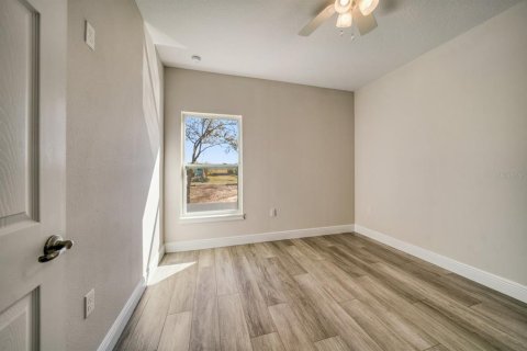 Touwnhouse à louer à Tampa, Floride: 3 chambres, 167.22 m2 № 2430642 - photo 10