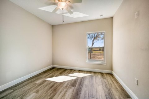 Touwnhouse à louer à Tampa, Floride: 3 chambres, 167.22 m2 № 2430642 - photo 11