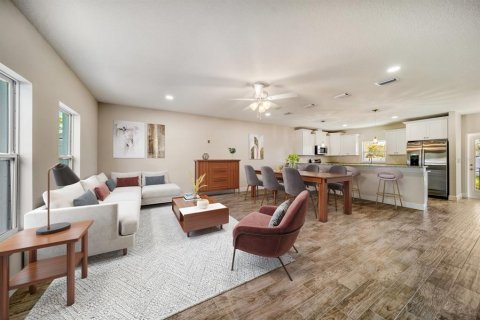 Touwnhouse à louer à Tampa, Floride: 3 chambres, 167.22 m2 № 2430642 - photo 2