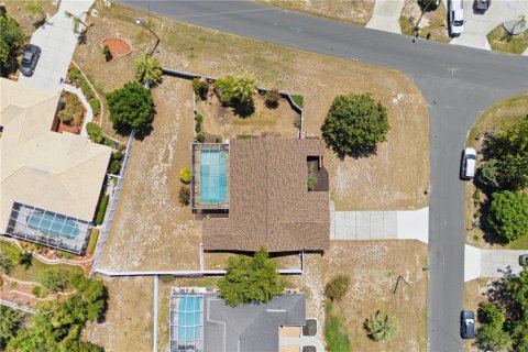 Villa ou maison à vendre à Spring Hill, Floride: 3 chambres, 164.81 m2 № 2120939 - photo 3