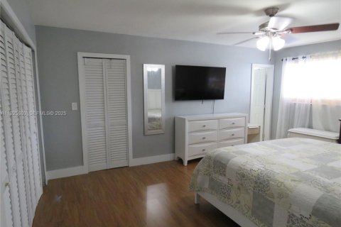 Appartement à louer à North Miami, Floride: 2 chambres, 116.13 m2 № 2039113 - photo 9