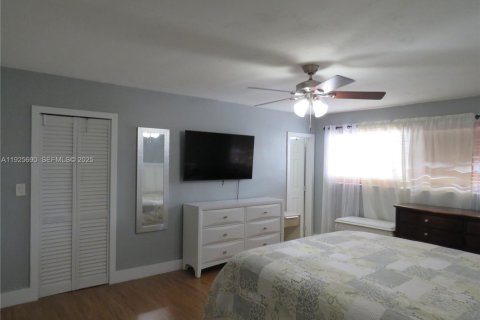 Appartement à louer à North Miami, Floride: 2 chambres, 116.13 m2 № 2039113 - photo 11