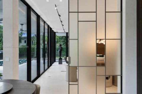 Villa ou maison à vendre à Miami Beach, Floride: 6 chambres, 526.01 m2 № 1748712 - photo 25