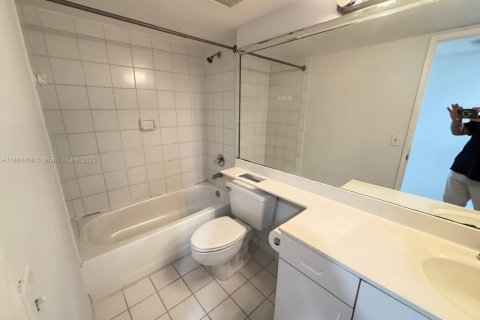 Copropriété à vendre à Aventura, Floride: 2 chambres, 118.08 m2 № 1979271 - photo 7