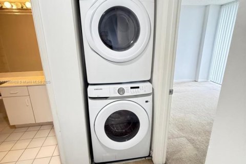 Copropriété à vendre à Aventura, Floride: 2 chambres, 118.08 m2 № 1979271 - photo 8