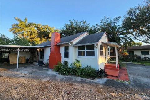 House in Dania Beach, Florida 3 bedrooms, 132.66 sq.m. № 2020647