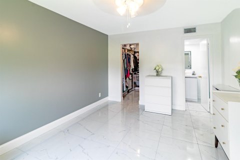 Condominio en venta en Sunrise, Florida, 2 dormitorios, 75.25 m2 № 2192258 - foto 16