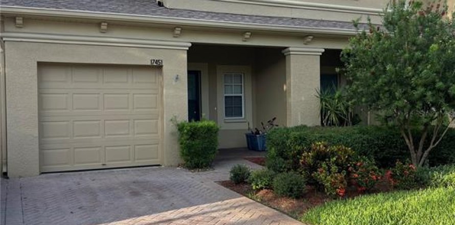 Adosado en Land O' Lakes, Florida 3 dormitorios, 171.5 m2 № 1849857