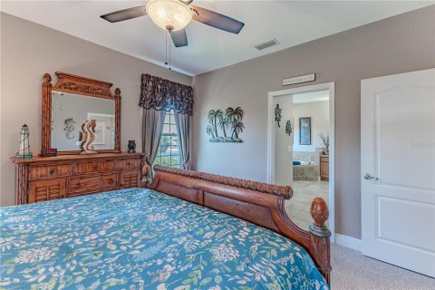 House in Hernando Beach, Florida 3 bedrooms, 141.95 sq.m. № 1687360 - photo 25