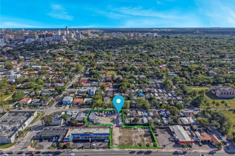 Commercial property in Coral Gables, Florida № 1887967 - photo 4