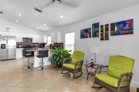 Villa ou maison à vendre à Homestead, Floride: 4 chambres, 152.73 m2 № 2055579 - photo 3