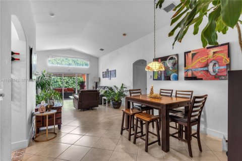 Villa ou maison à vendre à Homestead, Floride: 4 chambres, 152.73 m2 № 2055579 - photo 2