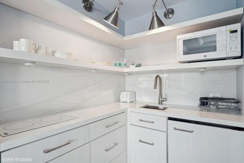 Condominio en venta en Miami Beach, Florida, 1 dormitorio, 43.2 m2 № 1710234 - foto 5