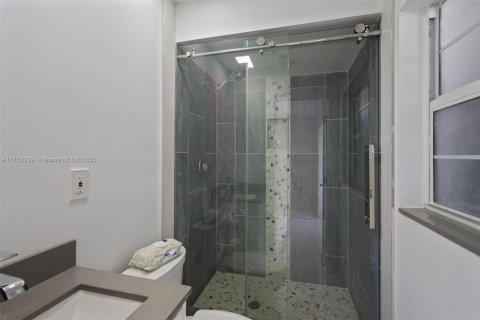 House in Fort Myers, Florida 3 bedrooms № 1867939 - photo 24