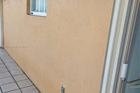 Купить кондоминиум в Хайалиа, Флорида 3 спальни, 117.99м2, № 2035051 - фото 2