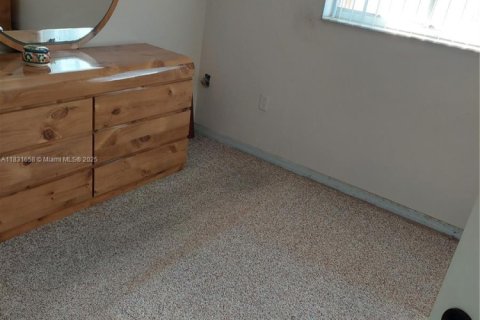 Купить кондоминиум в Хайалиа, Флорида 3 спальни, 117.99м2, № 2035051 - фото 3