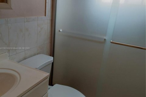 Купить кондоминиум в Хайалиа, Флорида 3 спальни, 117.99м2, № 2035051 - фото 6