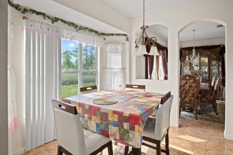 House in Orlando, Florida 5 bedrooms, 320.7 sq.m. № 1395637 - photo 11
