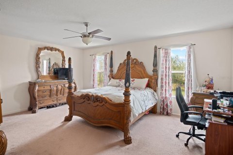 House in Orlando, Florida 5 bedrooms, 320.7 sq.m. № 1395637 - photo 30