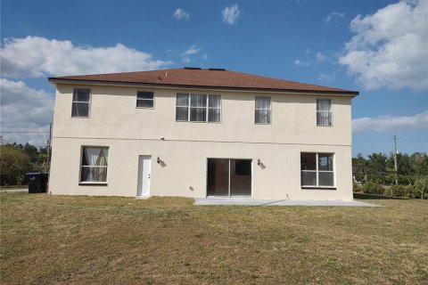 House in Orlando, Florida 5 bedrooms, 320.7 sq.m. № 1395637 - photo 3