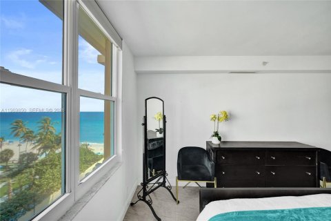 Снять в аренду кондоминиум в Холливуд, Флорида 1 спальня, 77.57м2, № 2031234 - фото 18