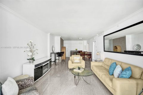 Снять в аренду кондоминиум в Холливуд, Флорида 1 спальня, 77.57м2, № 2031234 - фото 4