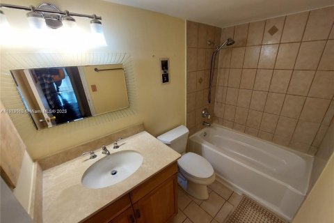 Copropriété à louer à North Miami Beach, Floride: 1 chambre, 66.89 m2 № 1973381 - photo 17