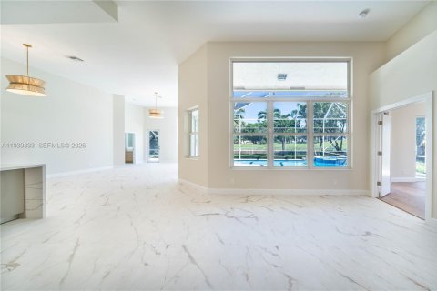 House in Davie, Florida 4 bedrooms, 259.01 sq.m. № 1997083 - photo 26